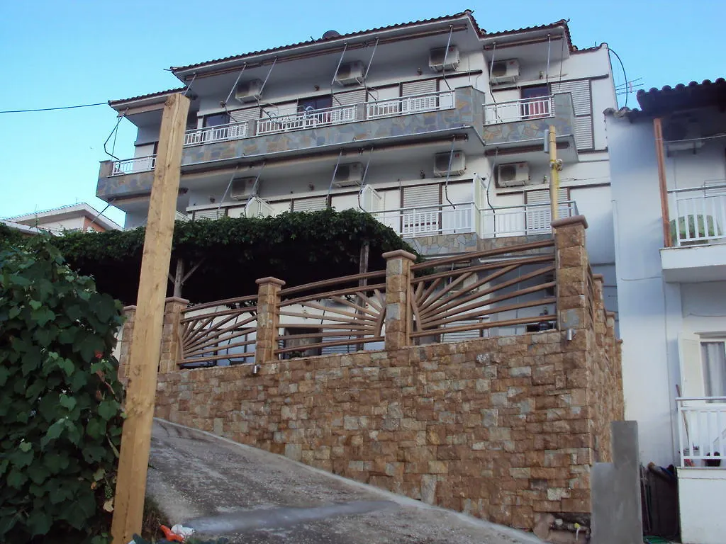Studios Stella 2 Torone